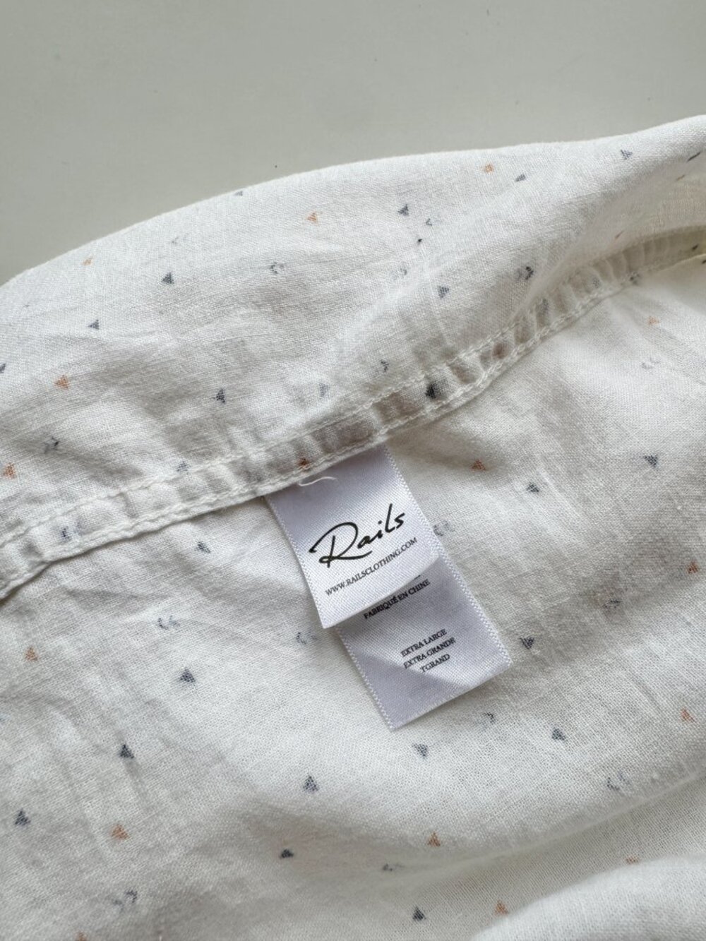 RAILS Carson White Triangle Geo Linen Short Sleeve Button Down Shirt, Size XL - Picture 14 of 15